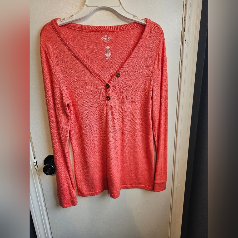 St. John's Bay Long sleeve